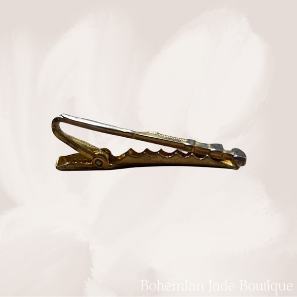 Vintage 1950s Unsigned Pipe Wrench Tie Bar Clip - Picture 2 of 3